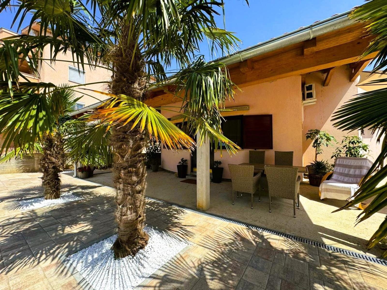 Apartments Primo - Pula Exterior photo